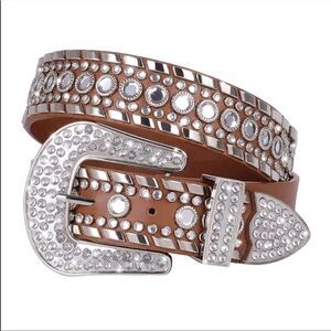 ✨NEW Crystal Studded Western Buckle Belt✨